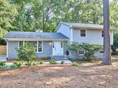 2432 Sedgefield Dr