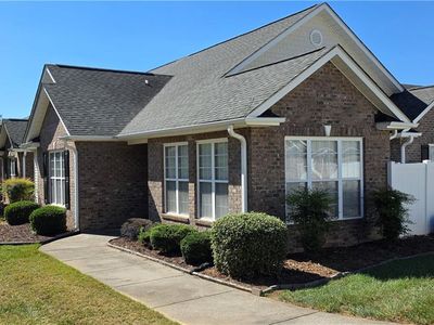 2427 Cross Vine Ln