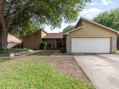 3912 Longstraw Dr