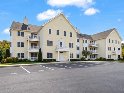 20 Saw Mill Dr Unit 201