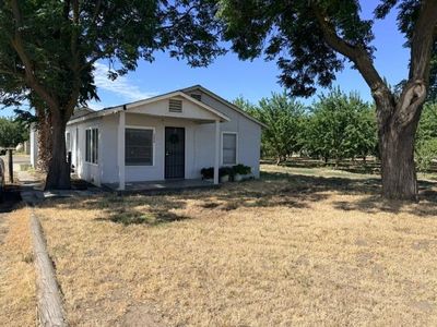 4866 E Service Rd