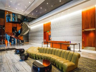 1300 Brickell Bay Dr APT 3302