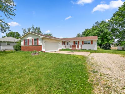 1572 Cardinal Dr