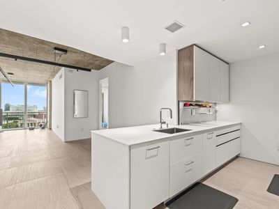 300 S Australian Avenue #1104