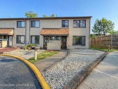 104 Bower Ct