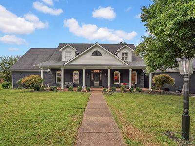 2346 Balmoral Dr
