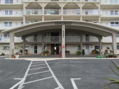 5980 Shore Blvd S APT 901