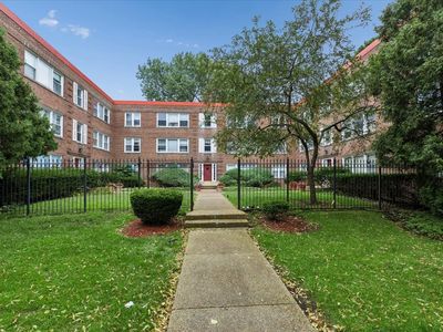 327 Callan Ave APT 3