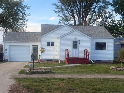 Property at 512 E Spruce St, Cherokee, IA