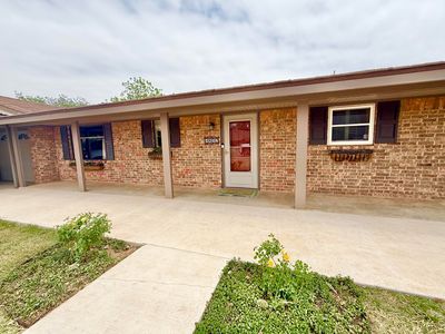 Property at 1802 Jefferson St, Plainview, TX