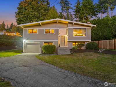 22007 100th Avenue W