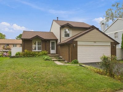 Property at 1114 Buttonwood Dr, Westmont, IL