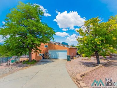 301 Canoncito Ave