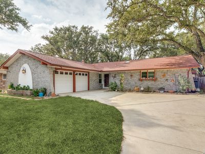 5819 DEAN MARTIN ST