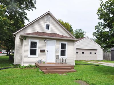 616 Short St