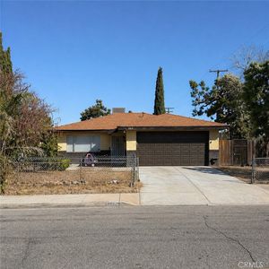 802 E Main St