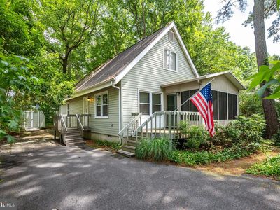 7 Royal Oaks Dr