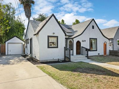 1677 Wall St
