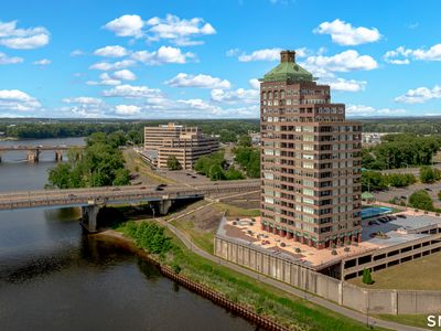 235 East River Drive #1501
