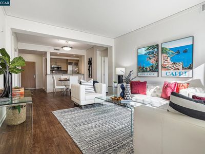 1655 N California Blvd APT 114