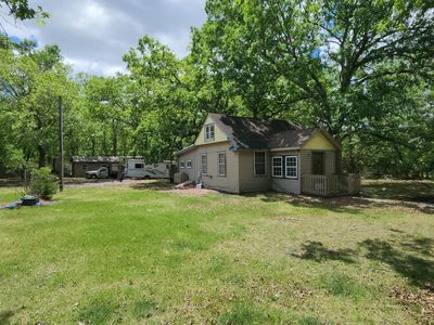 1033 Maple Ave