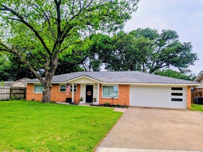 1229 Brookside Dr