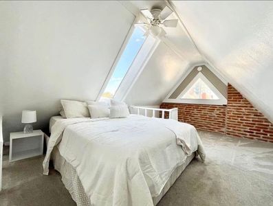1136 N Logan St APT 8