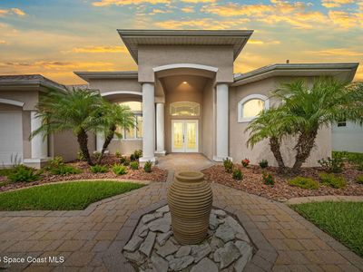 1045 Starling Way
