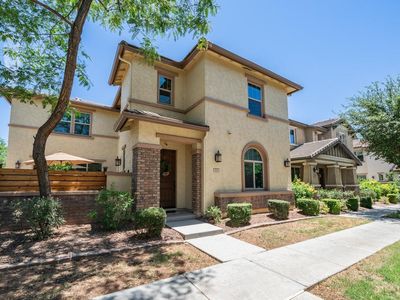 914 S OSBORN Lane