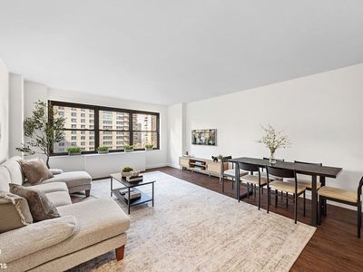 180 W End Ave APT 7G