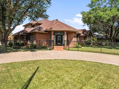 9306 Nashville Ave