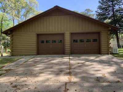 335 Arrowcrest Dr