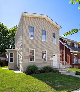 18 Lincoln Pl