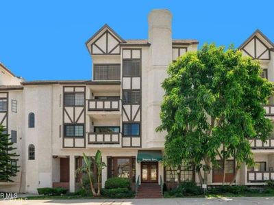 17914 Magnolia Blvd Unit 127