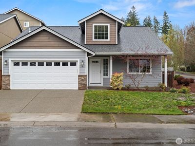 797 Courage Court SE