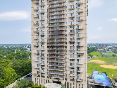 160 Overlook Ave APT 11C