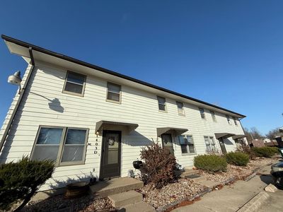 1403 Queens Ct