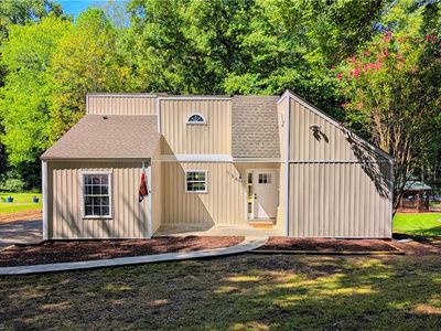 130 Roswell Dr