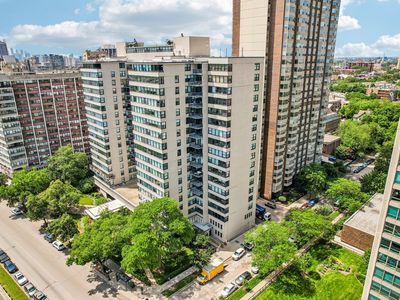 3440 N Lake Shore Dr APT 12B