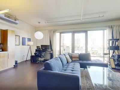 1100 S Hope St APT 914