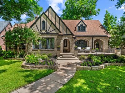 6277 Prospect Ave