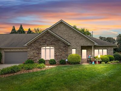 6303 Stone Gables Ct