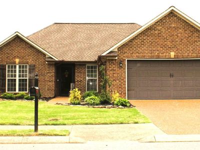 222 Sungate Dr