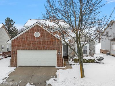 Property at 30847 Palmer Dr, Novi, MI