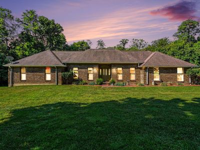1190 Lebanon Rd