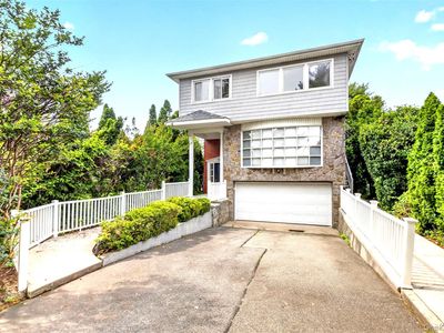 149-37 Powells Cove Boulevard