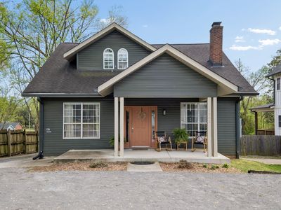 1202 Kirkland Ave