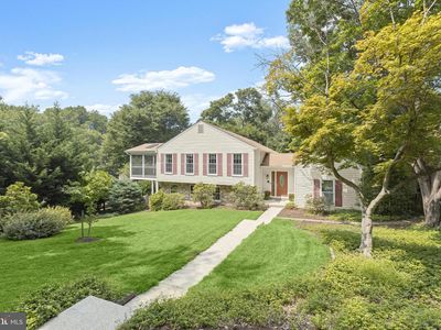 5285 Corncockle Ct