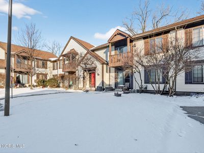 4521 W Bancroft St #42