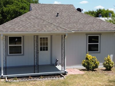Property at 211 Ramsey St, Cedar Hill, TX